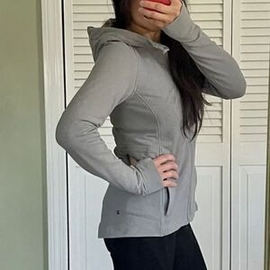 ‎Lululemon gray sweatshirt Hoodie zip up drawstring coat size 8